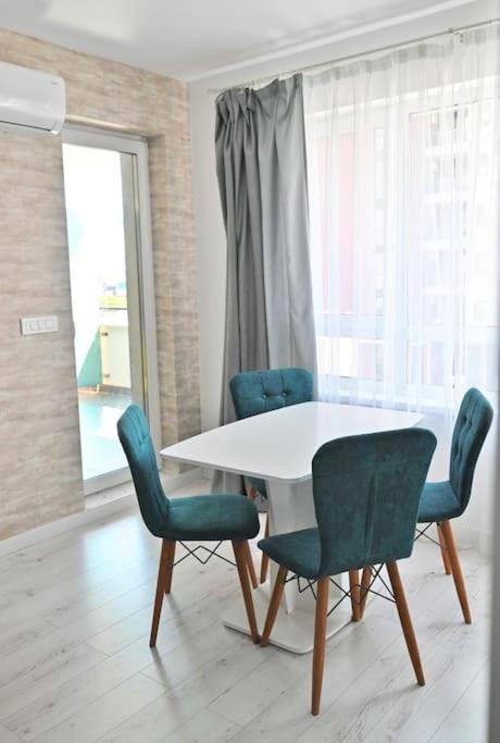 7A Dream Apartment 7A Si Parcare Oradea Exterior foto
